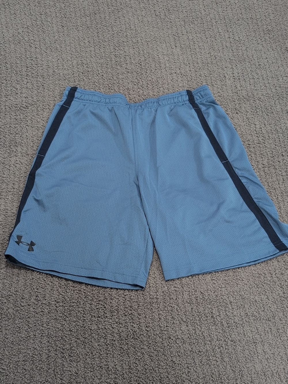 Under Armour Men's Blue Loose Heat Gear Mesh Athletic Shorts